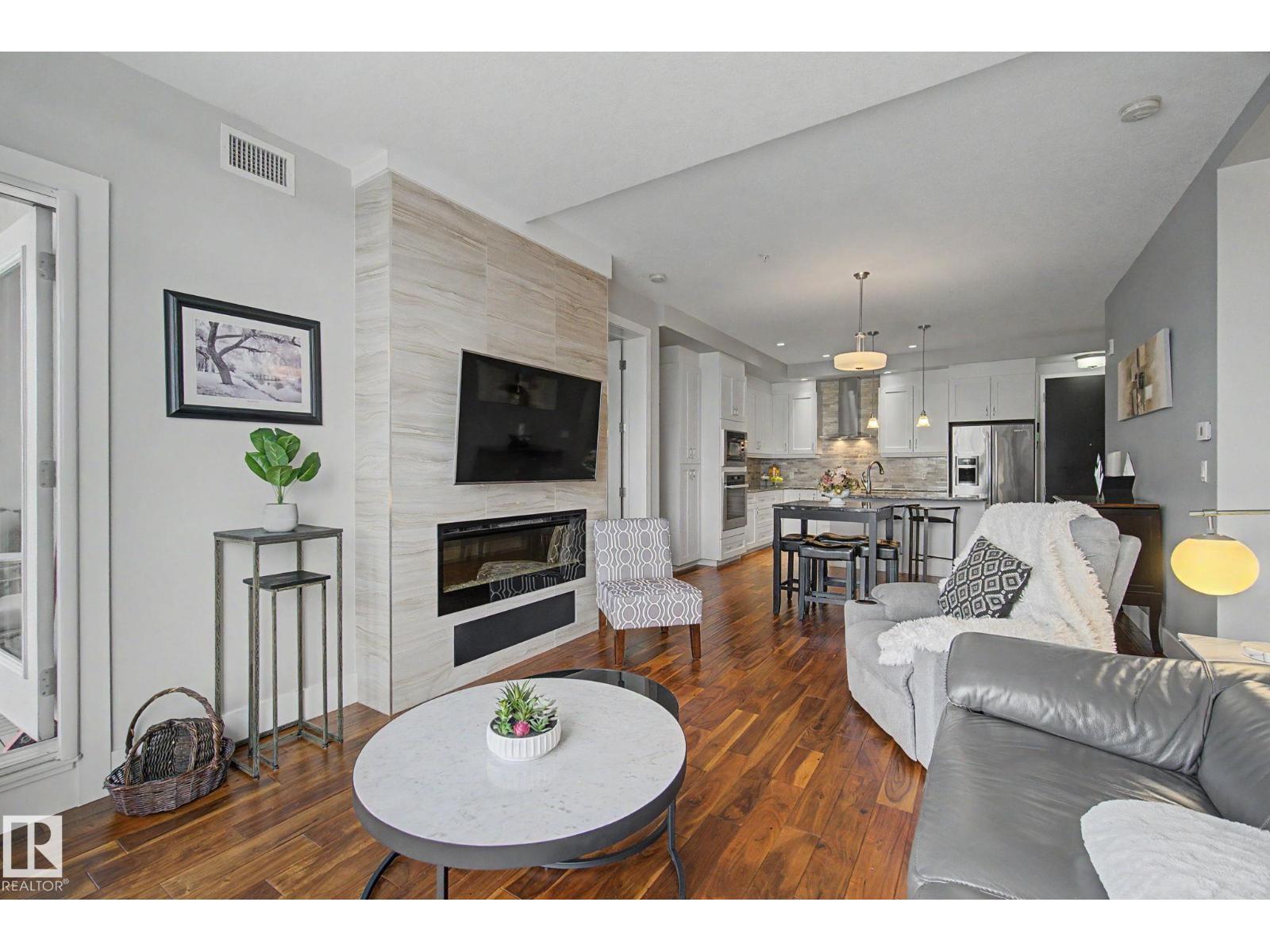 #810 200 BELLEROSE DR - 15