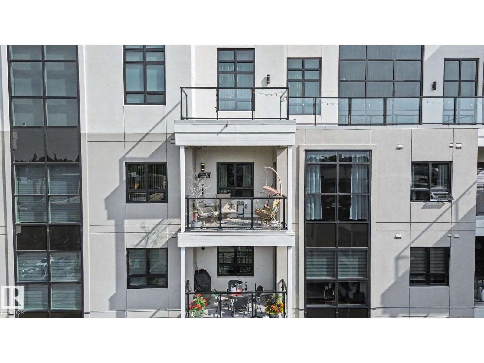 #810 200 BELLEROSE DR - 57