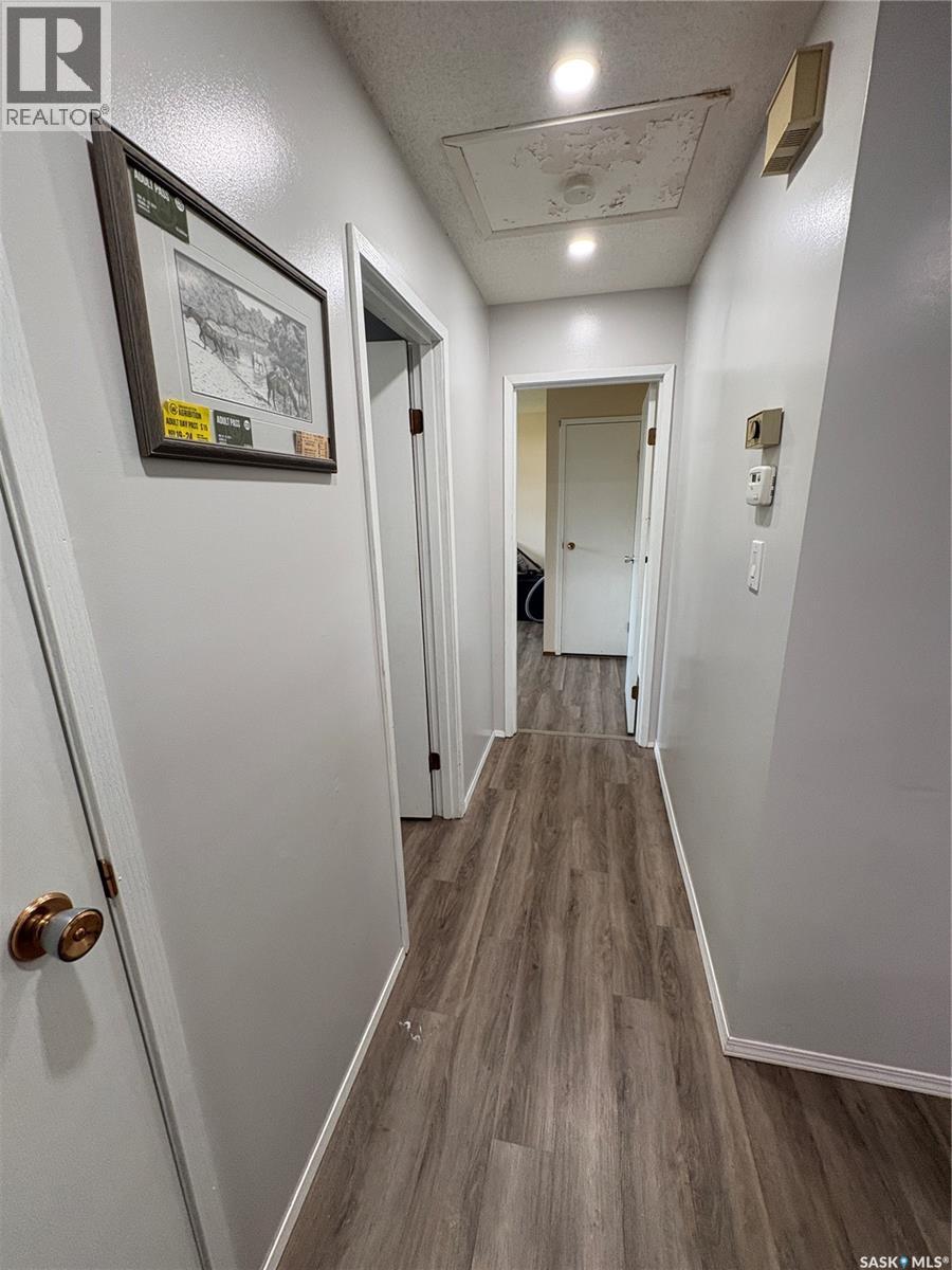 312 Bismark AVENUE - 8