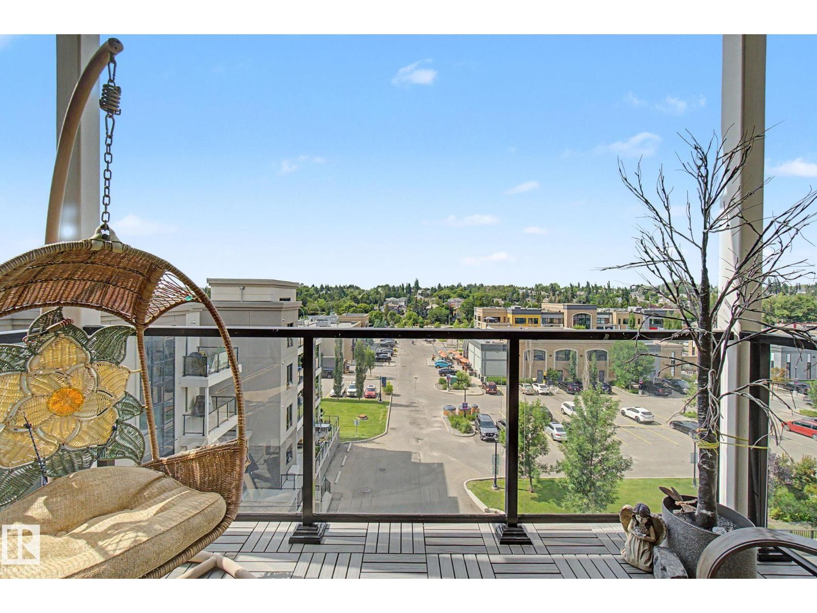 #810 200 BELLEROSE DR - 31