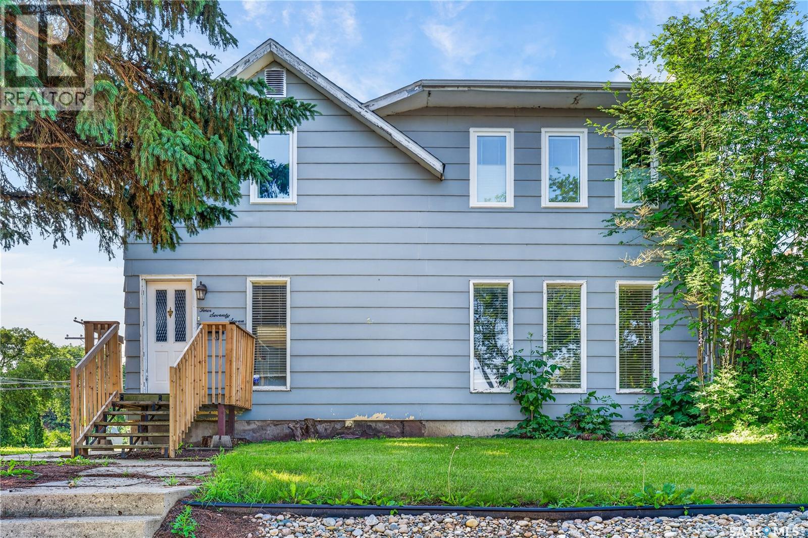 477 22nd STREET E - 1