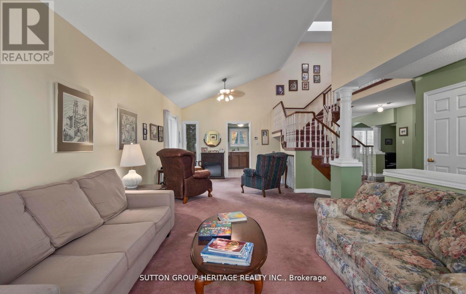 2330 SOUTHCOTT ROAD - 28