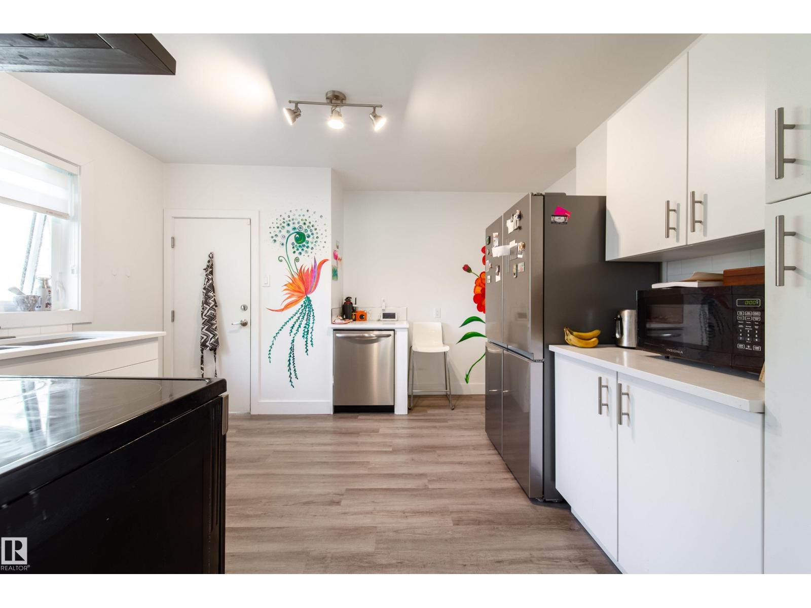 10671 63 AV NW - 11