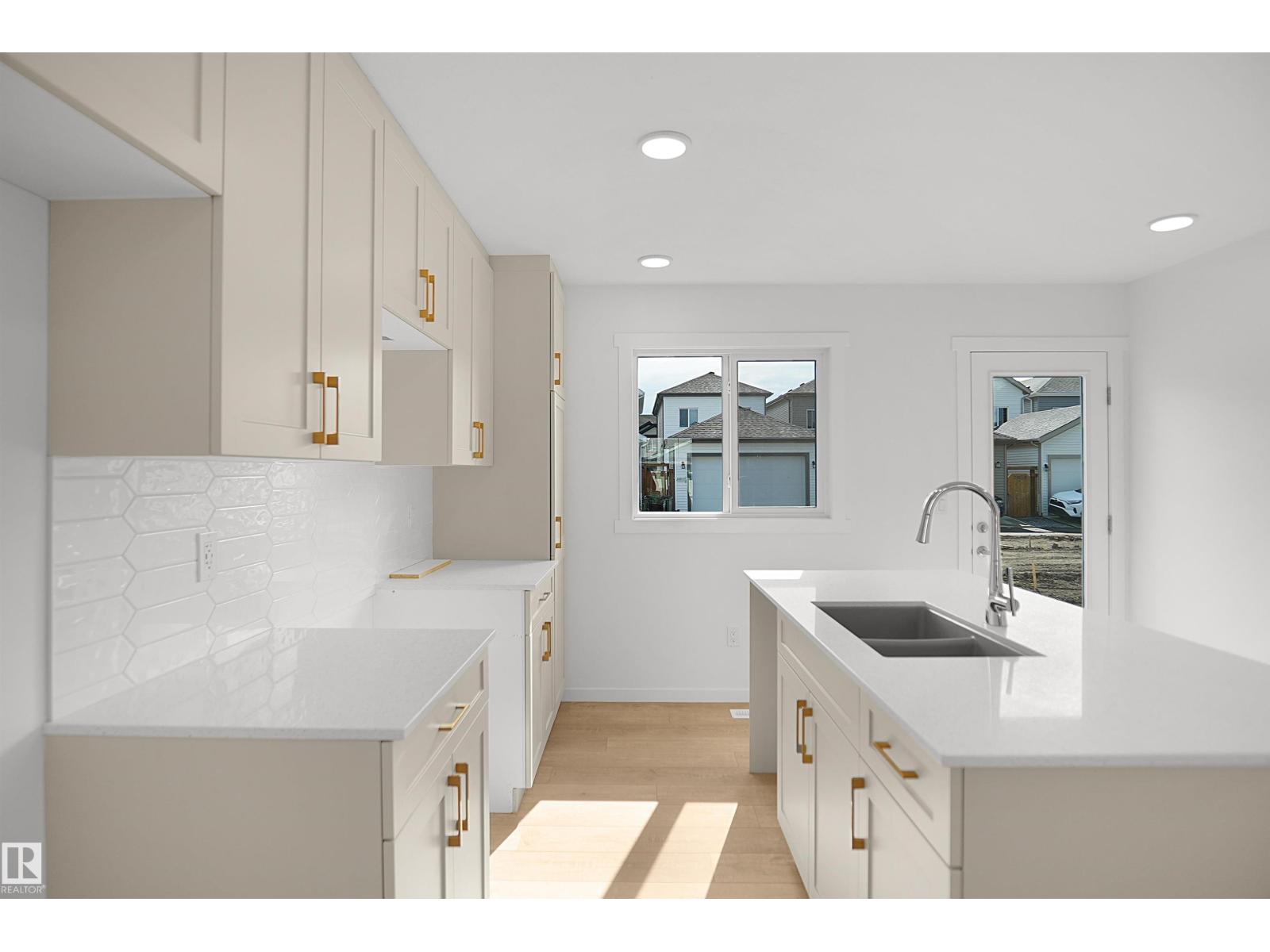 2135 210 ST NW - 14