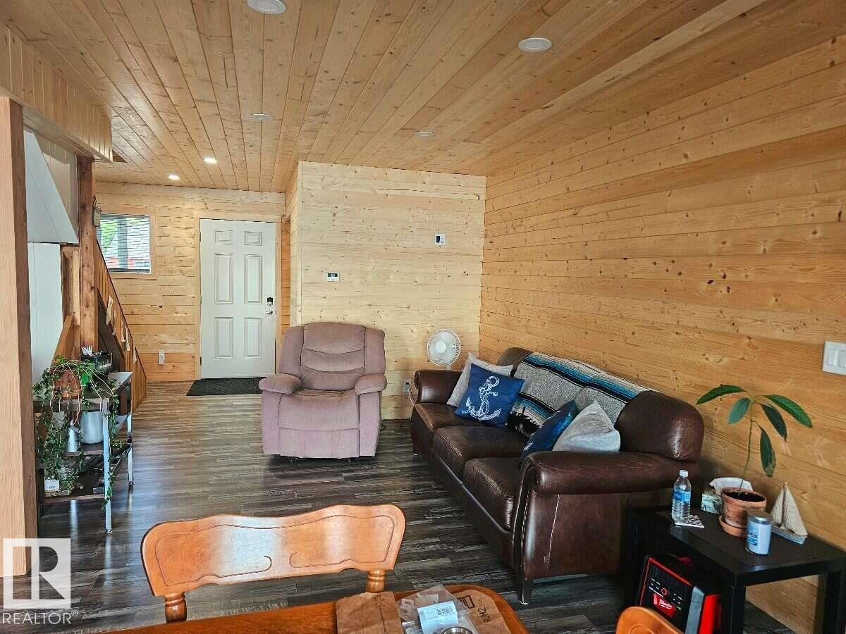 361 57230 Range Road 25 - 18