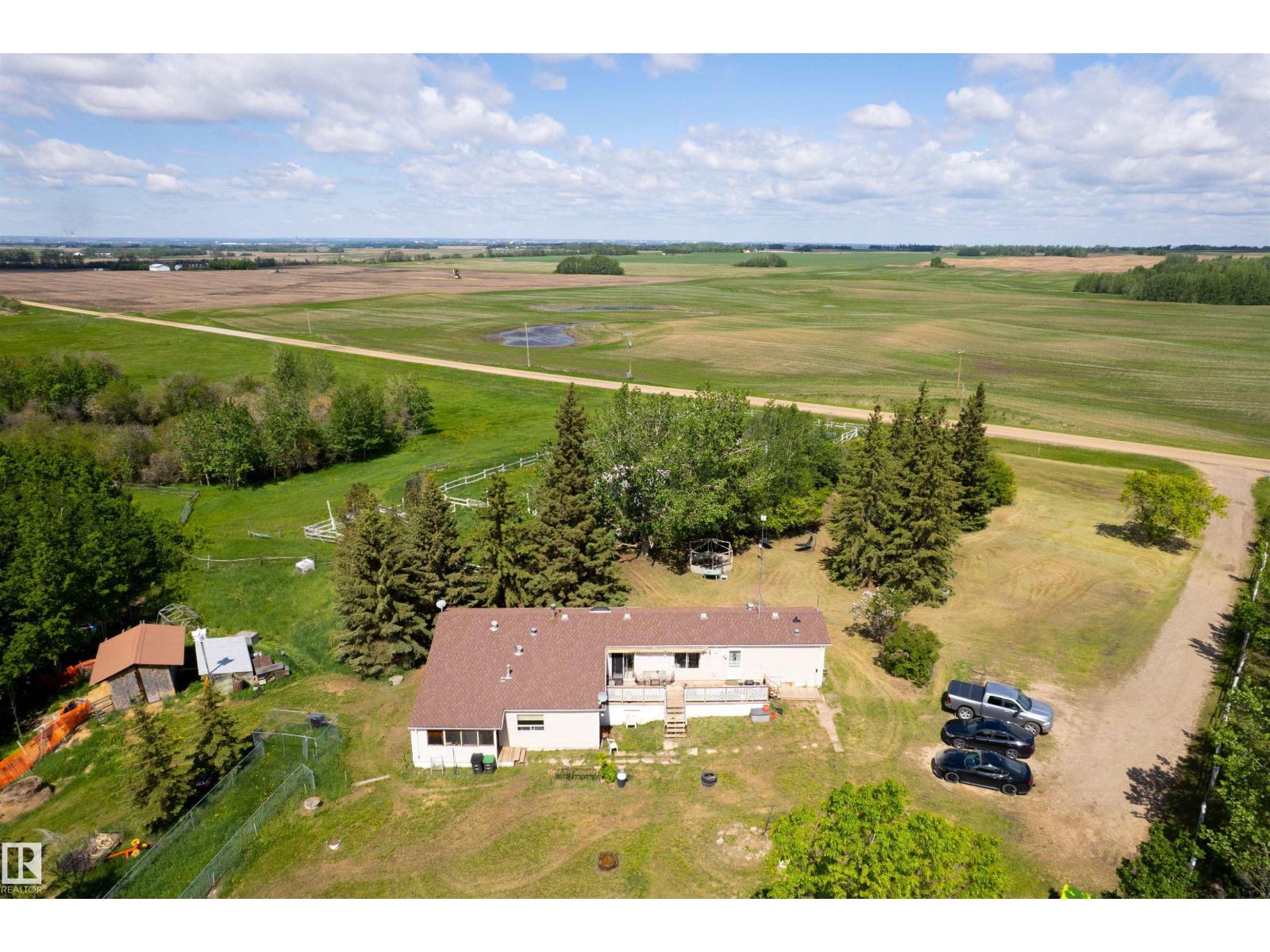 20519 TWP ROAD 550 - 11