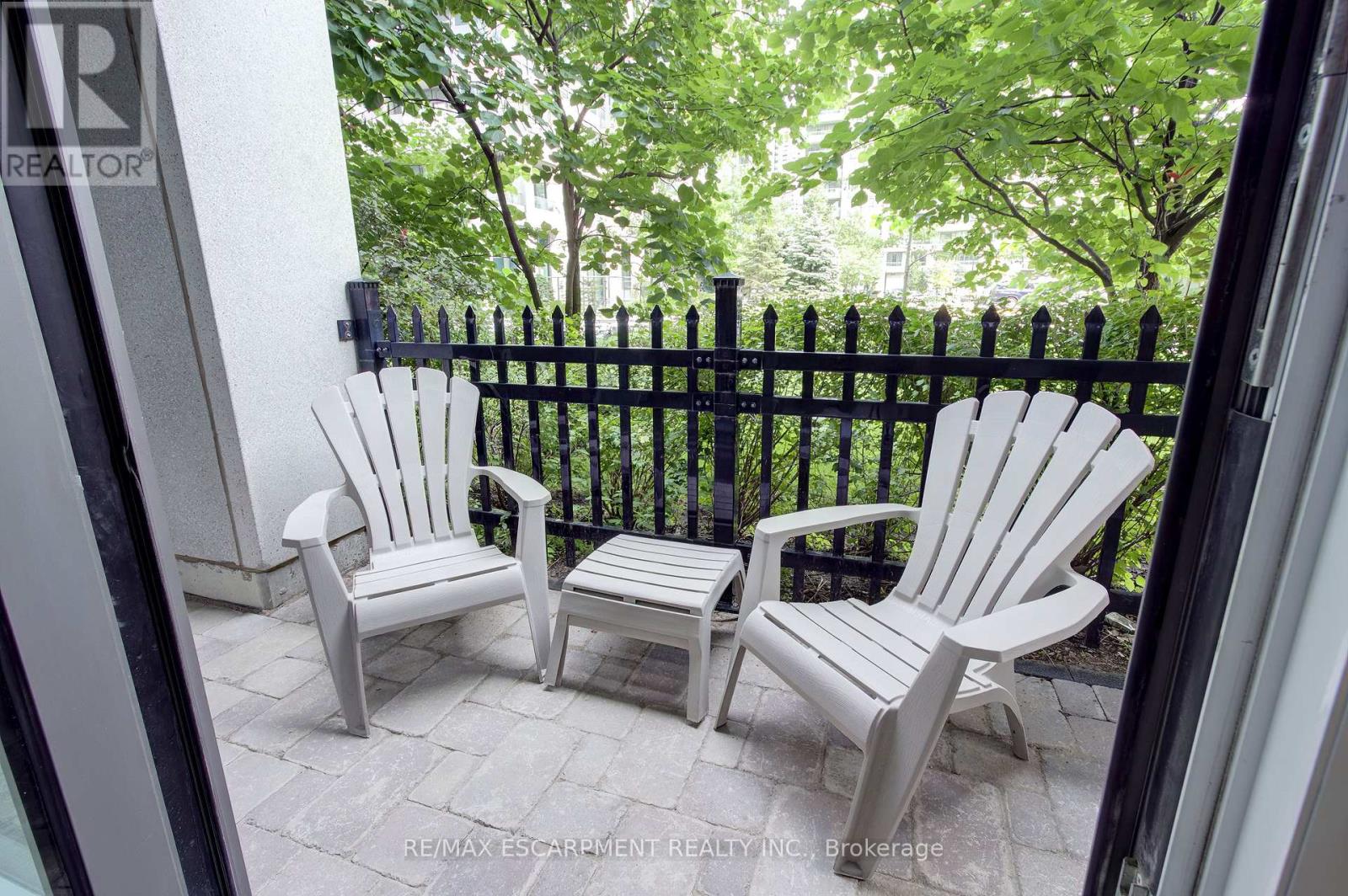 #107 349 RATHBURN ROAD W - Image 11