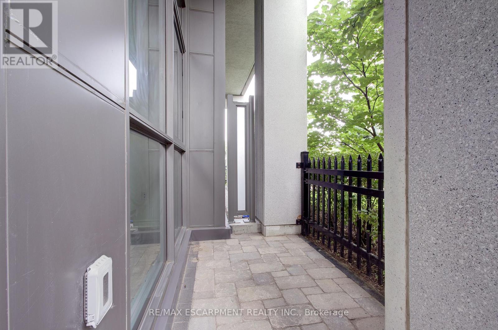#107 349 RATHBURN ROAD W - Image 12