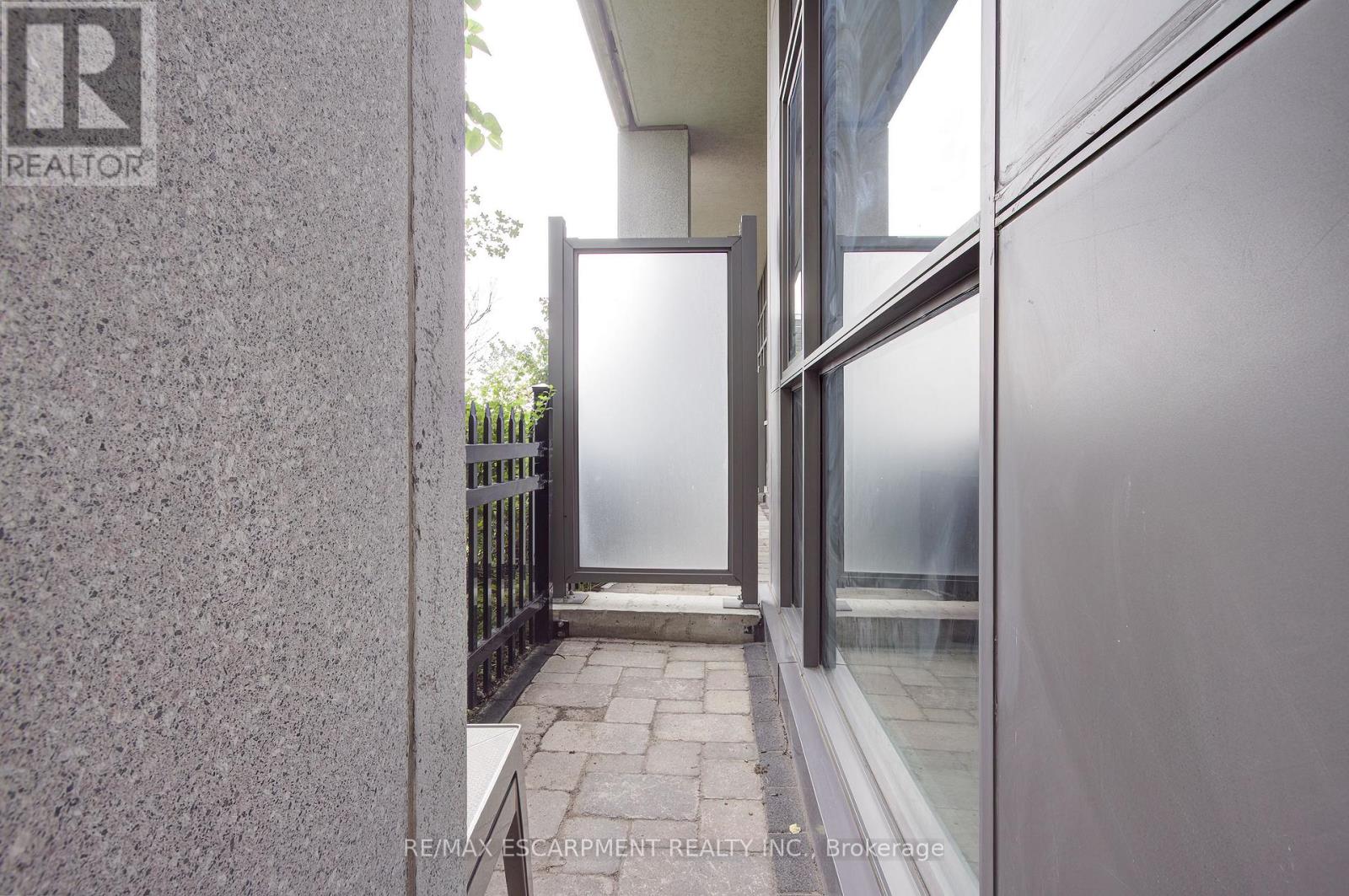 #107 349 RATHBURN ROAD W - Image 13
