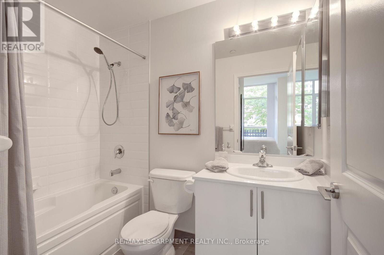 #107 349 RATHBURN ROAD W - Image 14