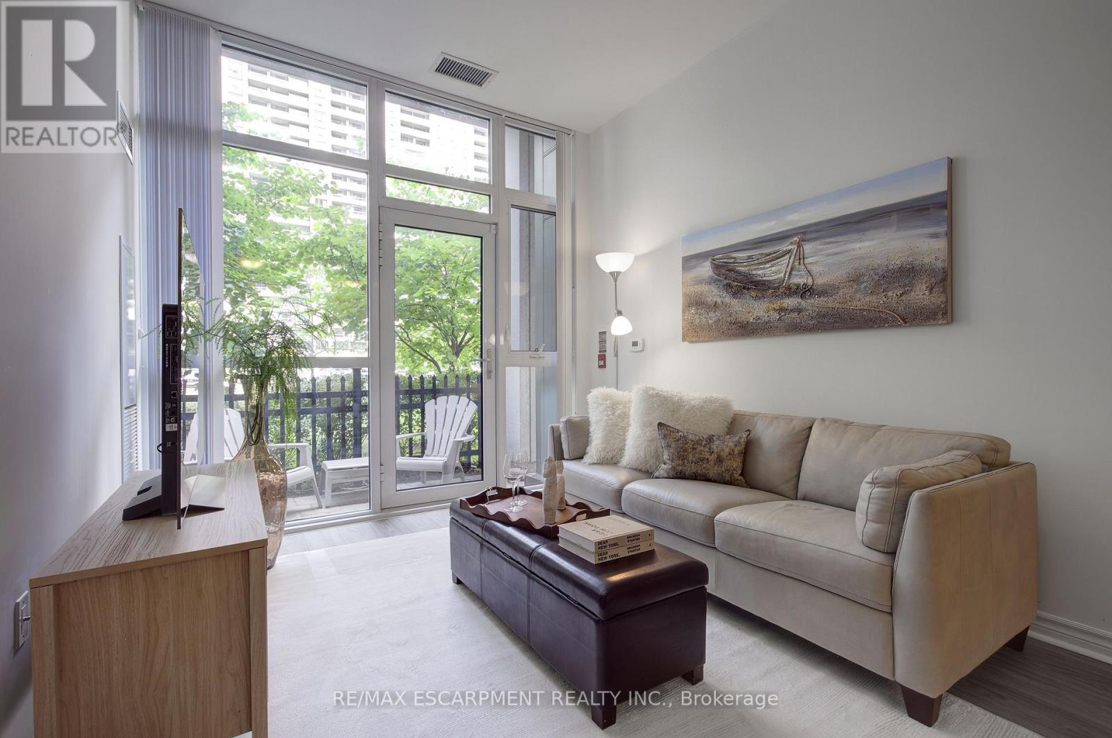 #107 349 RATHBURN ROAD W - Image 6