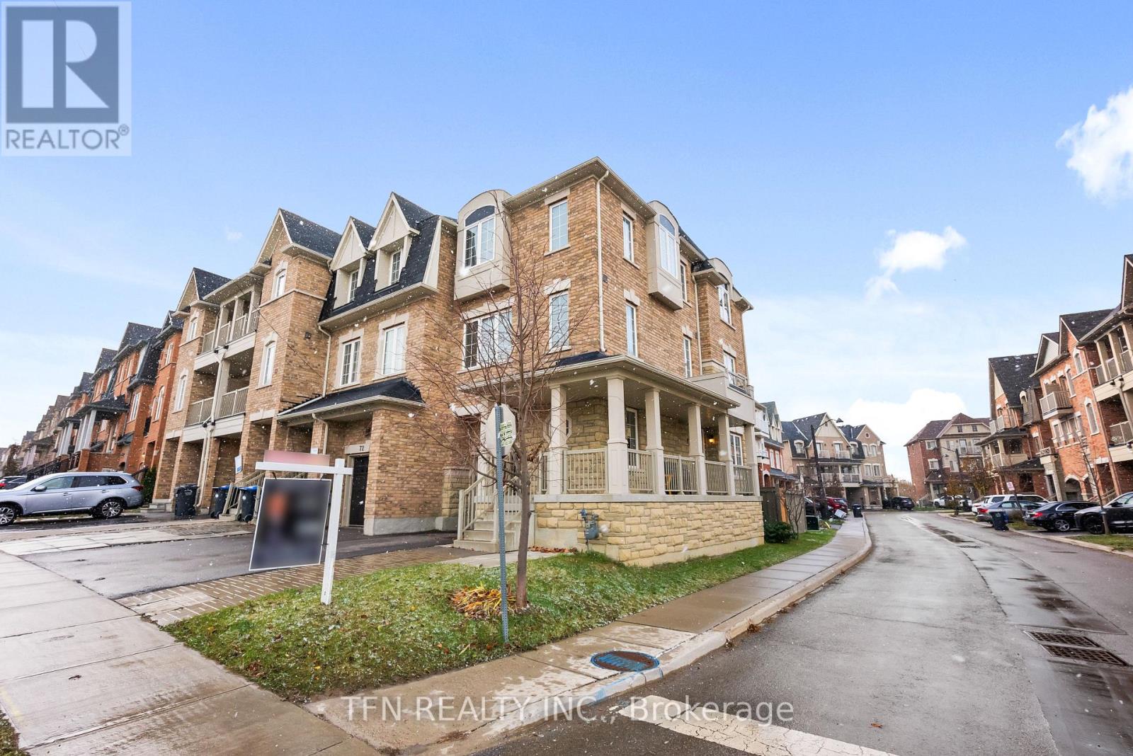 2 SHIFF CRESCENT - 43