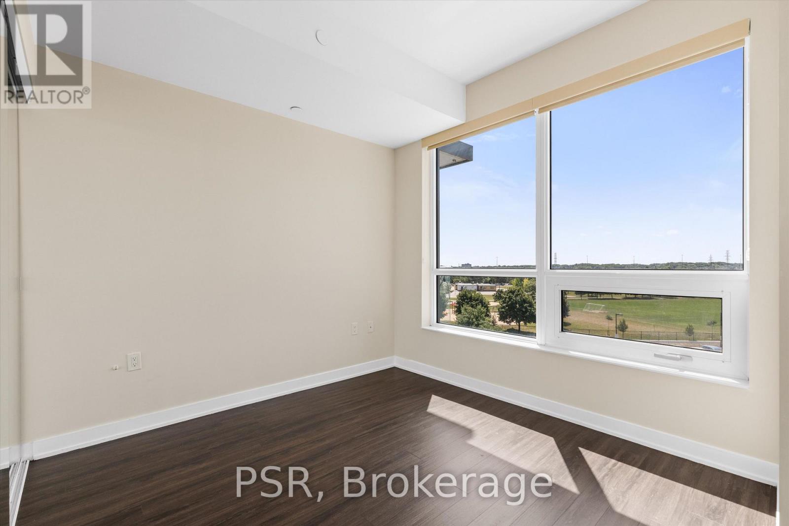 #407 4699 GLEN ERIN DRIVE - 14
