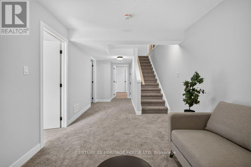 25 KILN LANE E - 36