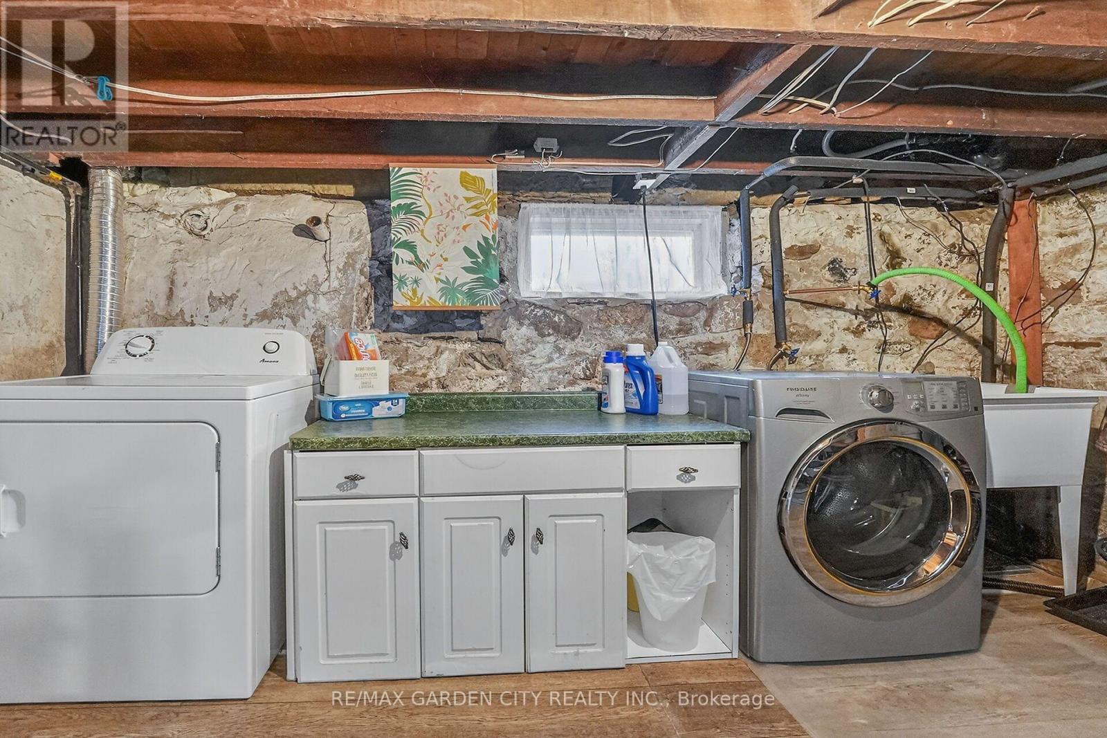 3745 KING STREET - 27
