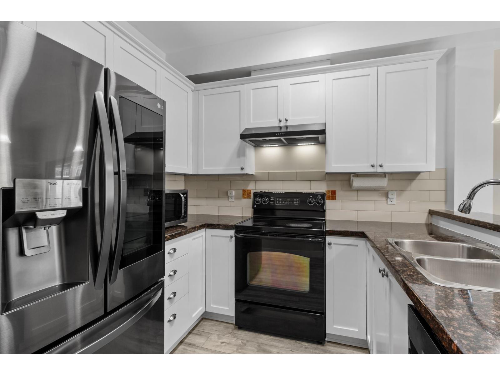 3 Bed, 3 Bath House for Sale in Surrey – 73 6852 193 STREET, Surrey – MLS# R3147622 - Image 12