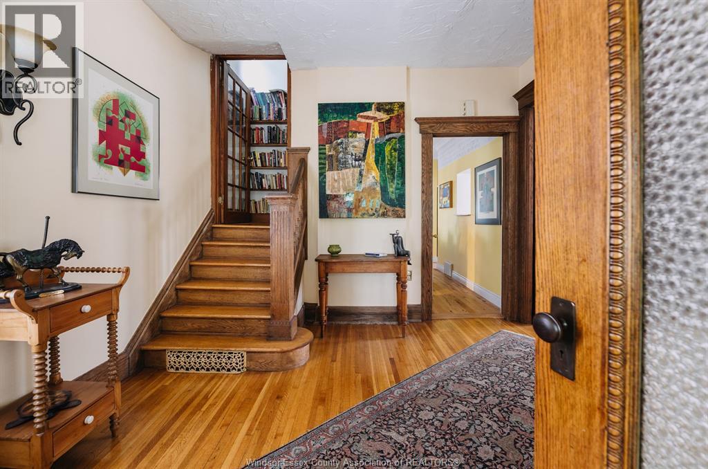 819 Windermere - Image 3