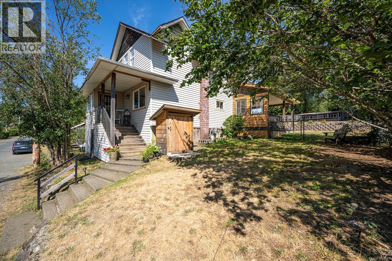 2612 Dunsmuir Ave - 1