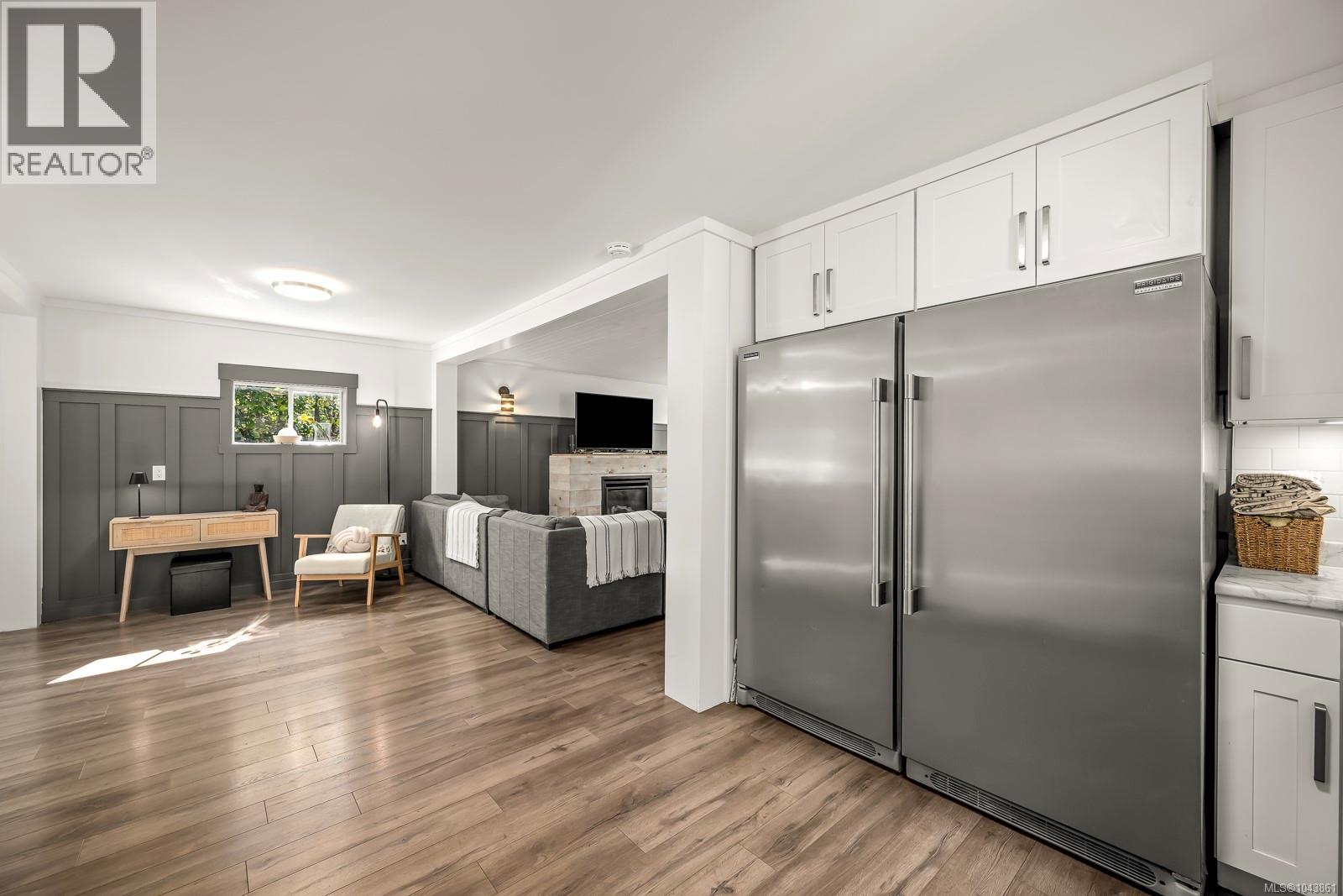 2612 Dunsmuir Ave - 28