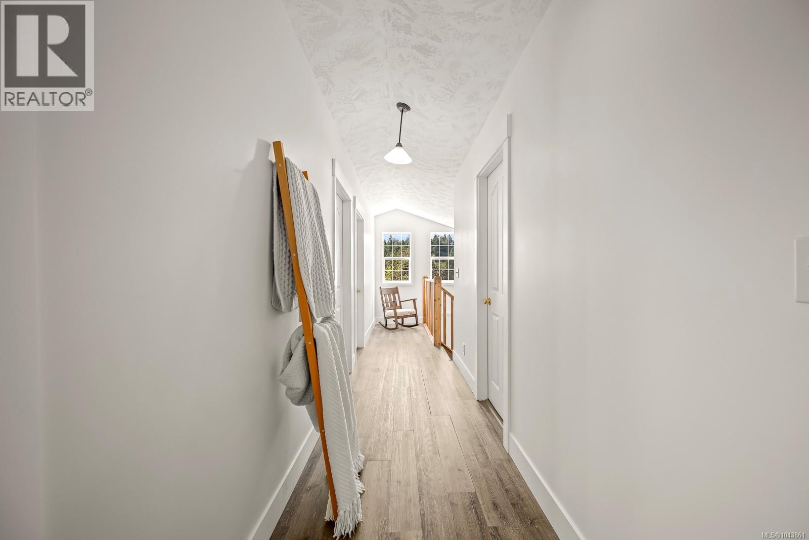 2612 Dunsmuir Ave - 37