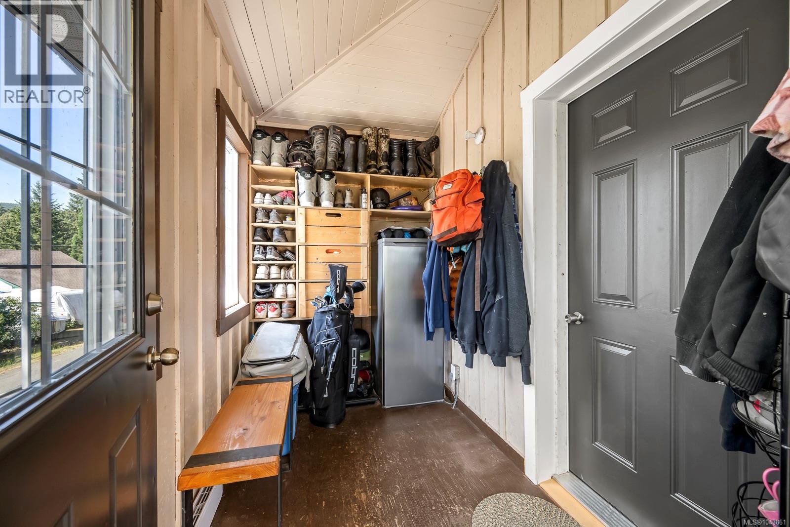 2612 Dunsmuir Ave - 38