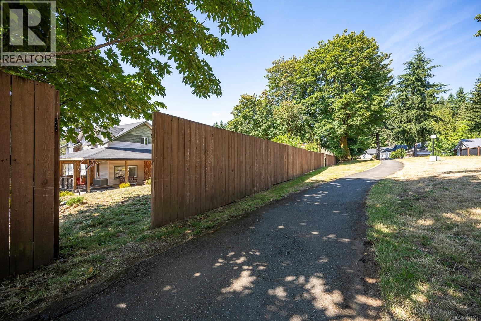 2612 Dunsmuir Ave - 52