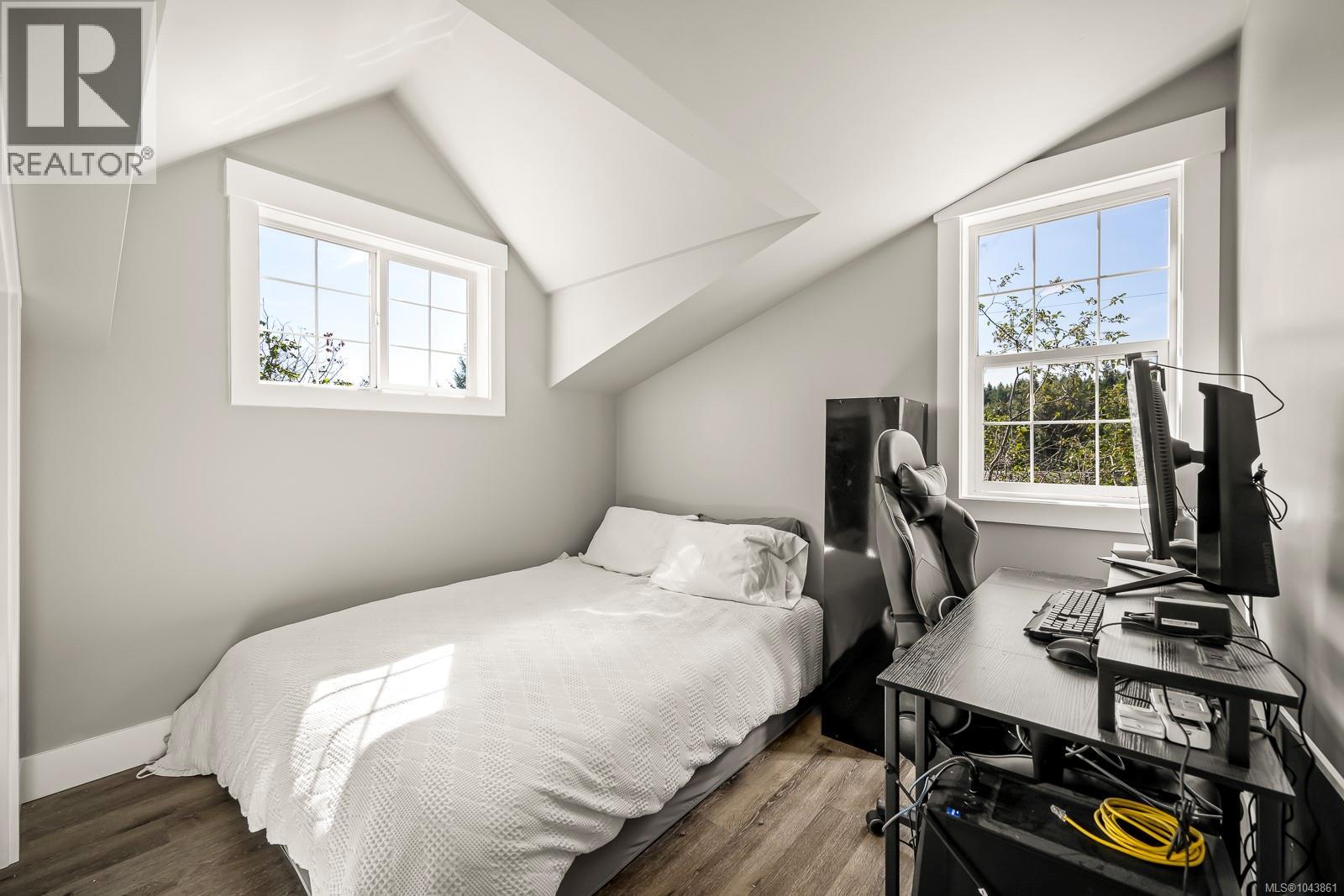 2612 Dunsmuir Ave - 9