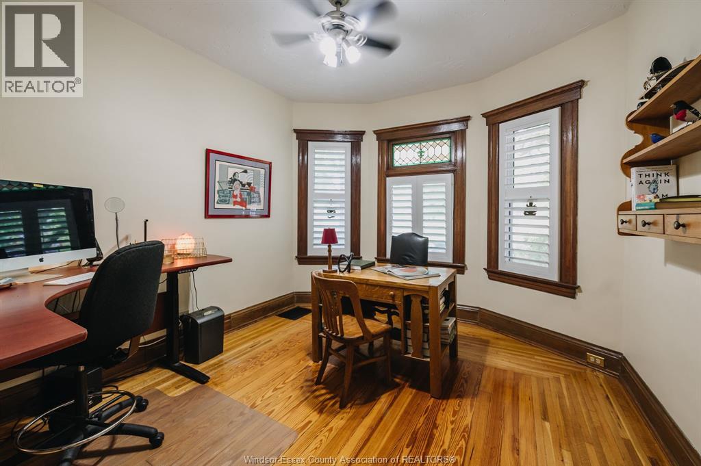 819 Windermere - 17