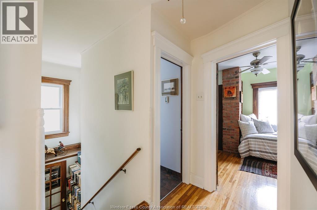 819 Windermere - 36