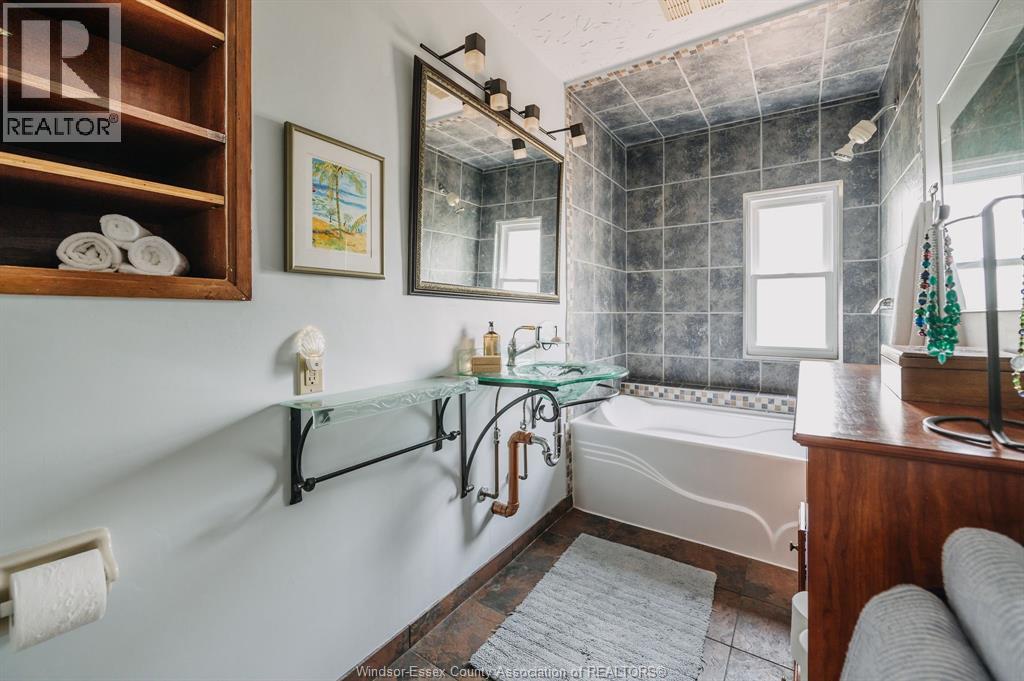 819 Windermere - 30