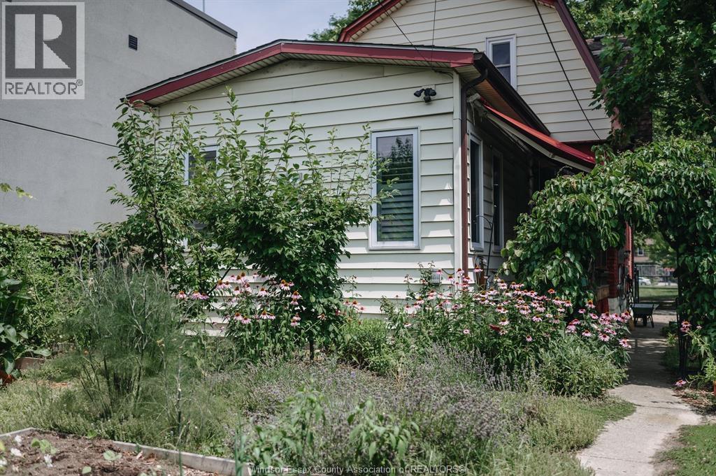 819 Windermere - Image 41