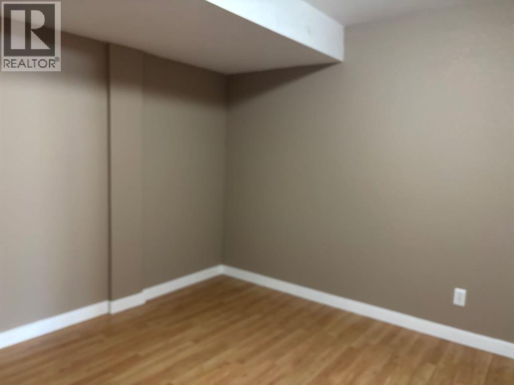 506 columbia Boulevard W - 26
