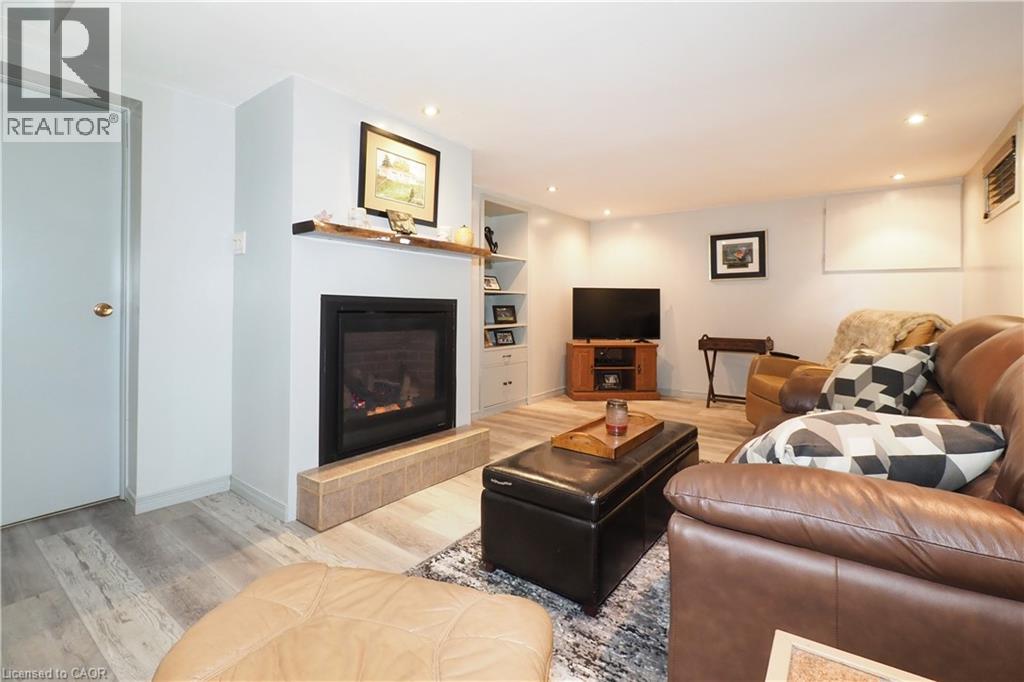 3407 LOBSINGER Line - 16
