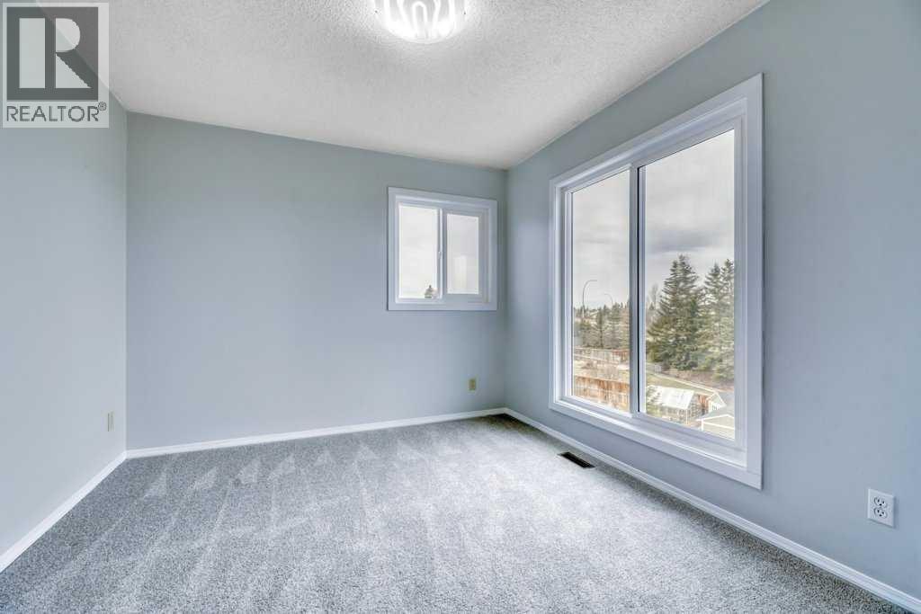 215 Hawktree Circle NW - 29