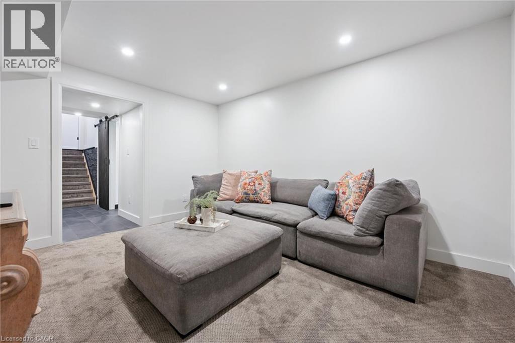 142 MARL MEADOW Drive - 34