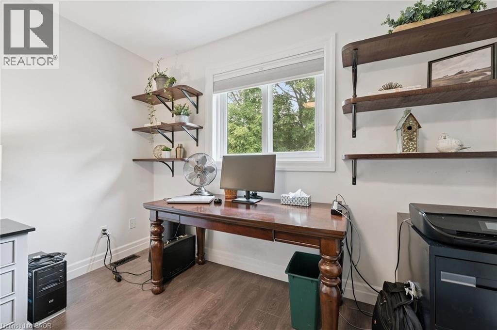 142 MARL MEADOW Drive - 18