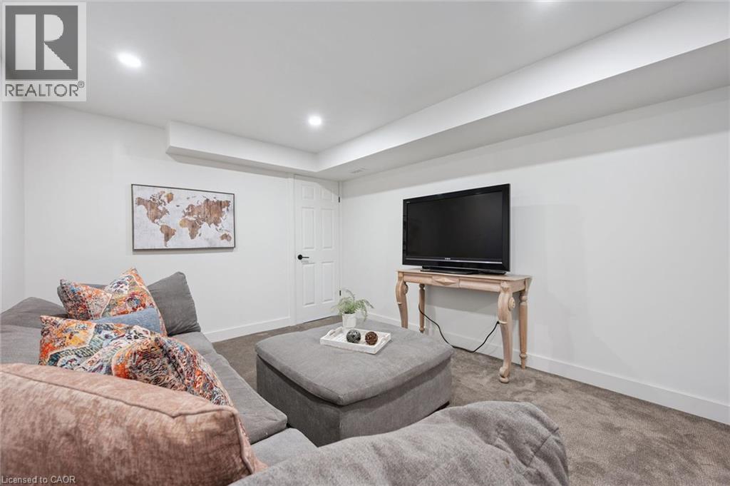142 MARL MEADOW Drive - Image 32