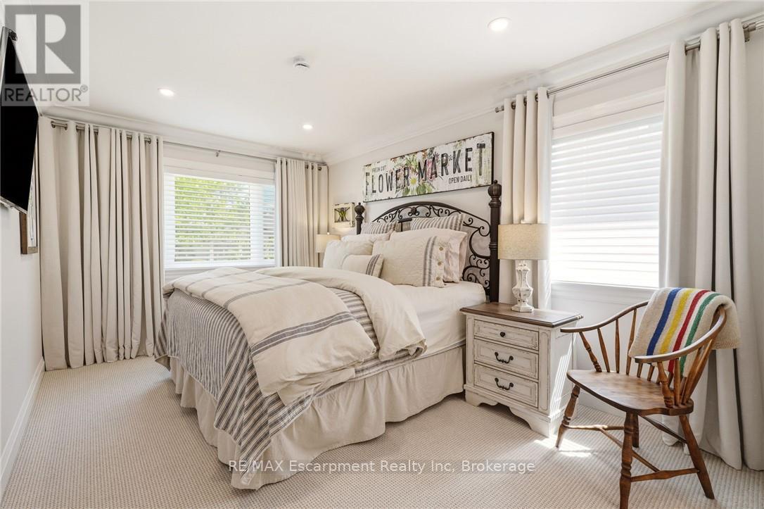 2113 COURTLAND DRIVE - 17