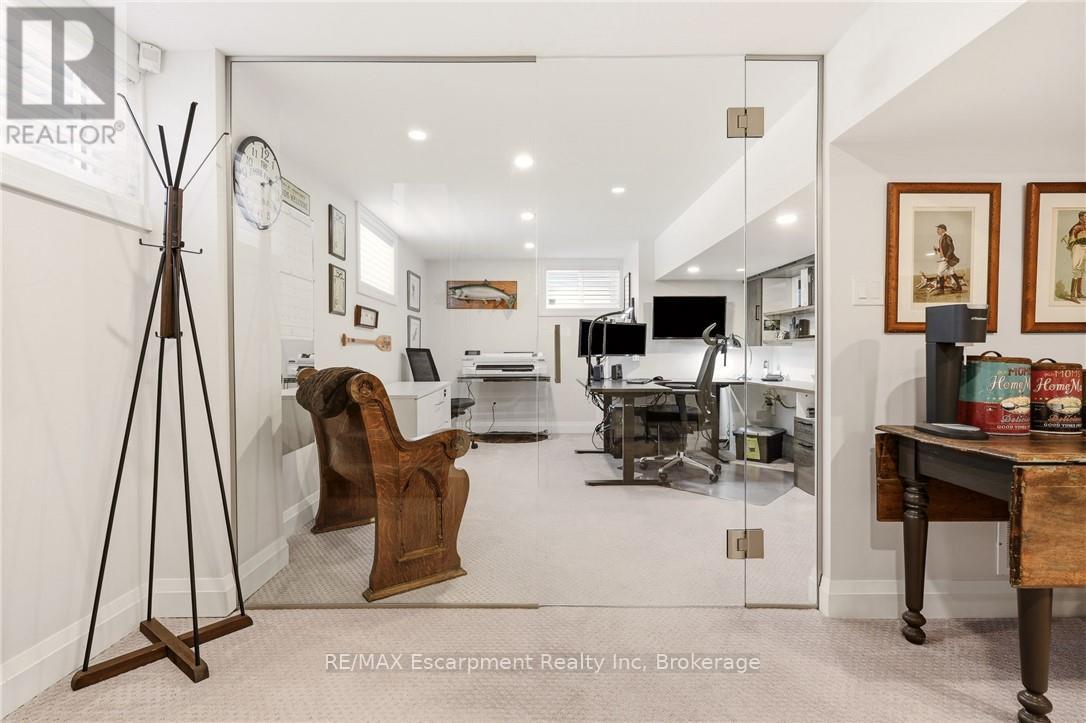2113 COURTLAND DRIVE - 31