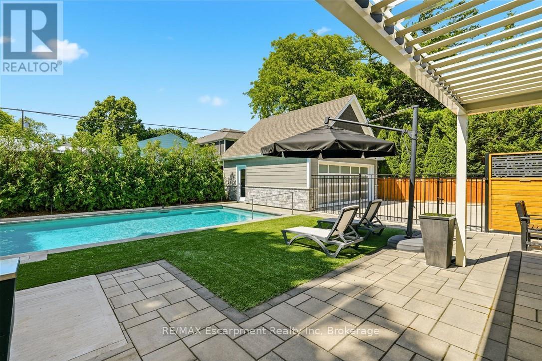 2113 COURTLAND DRIVE - 39