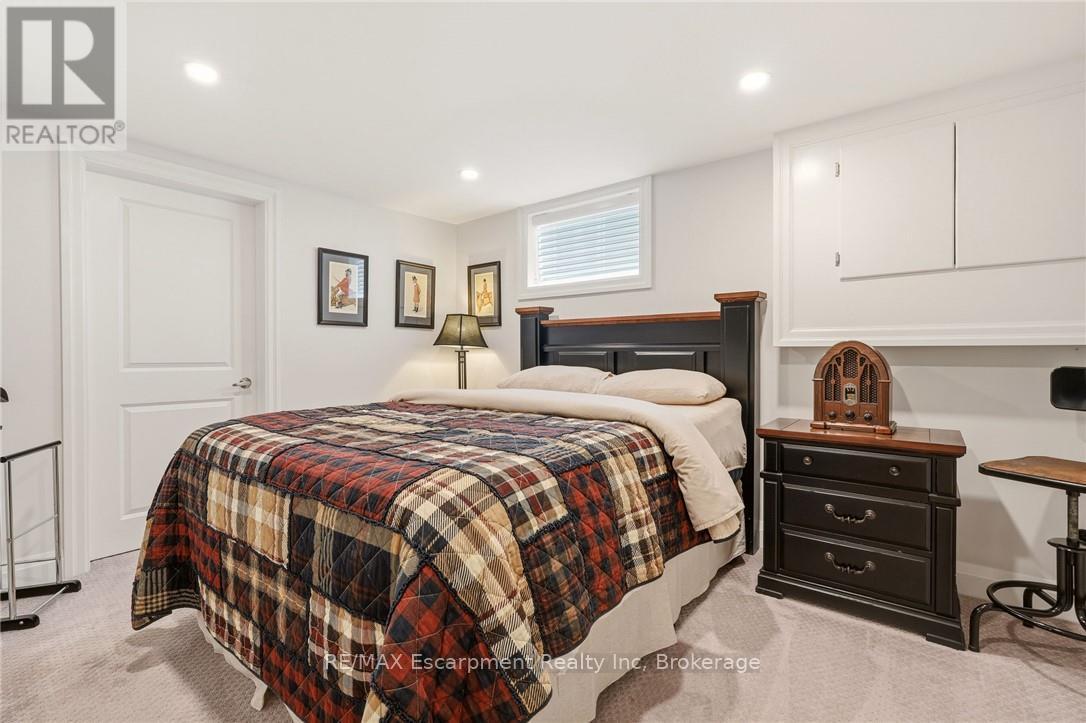 2113 COURTLAND DRIVE - 34
