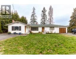 1146 Sluggett Rd, Central Saanich, BC V8M1E9 Photo 8