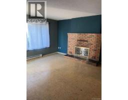 1146 Sluggett Rd, Central Saanich, BC V8M1E9 Photo 9