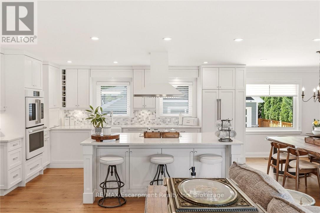 2113 COURTLAND DRIVE - 8