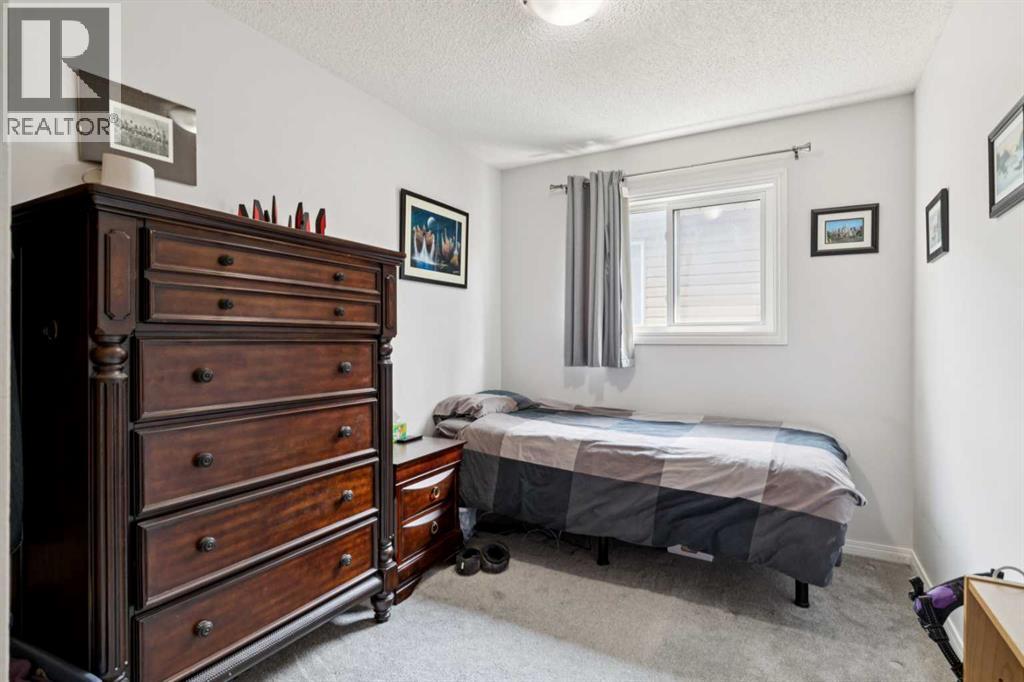 336 Coventry Close NE - Image 11