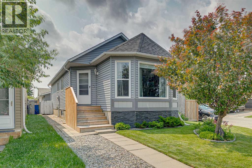 336 Coventry Close NE - 29