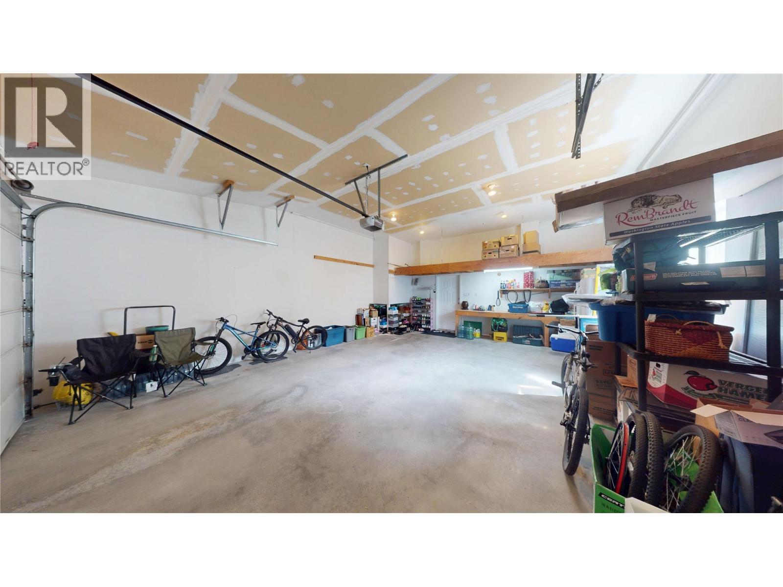 1612 Staple Crescent - Image 35