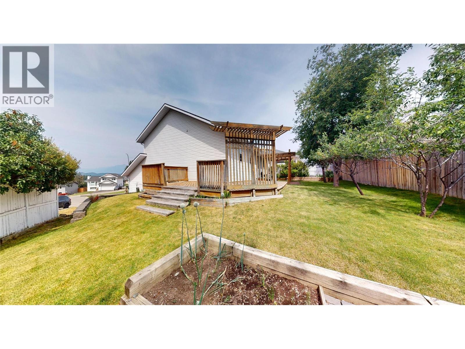 1612 Staple Crescent - 43