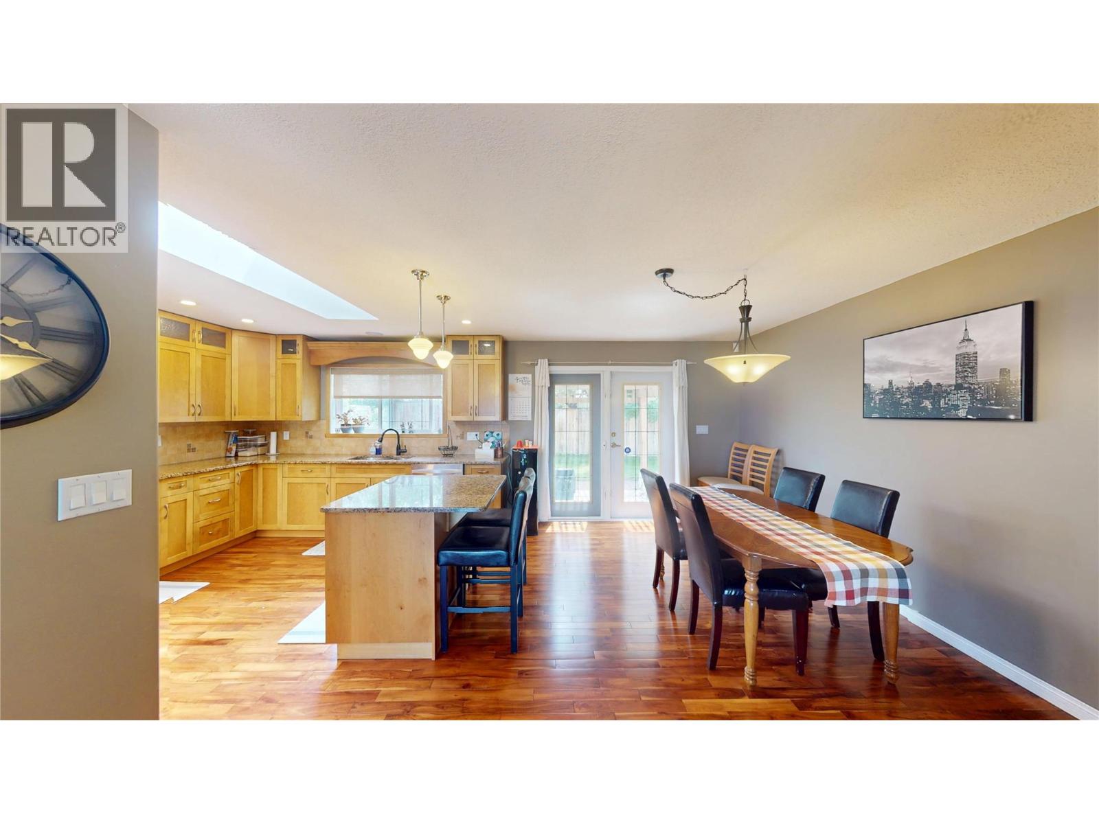 1612 Staple Crescent - 5