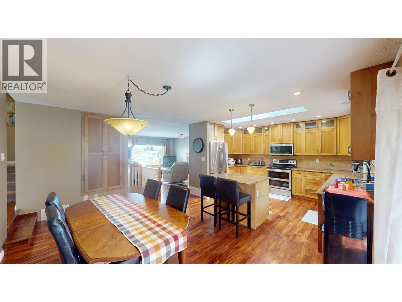 1612 Staple Crescent - 7